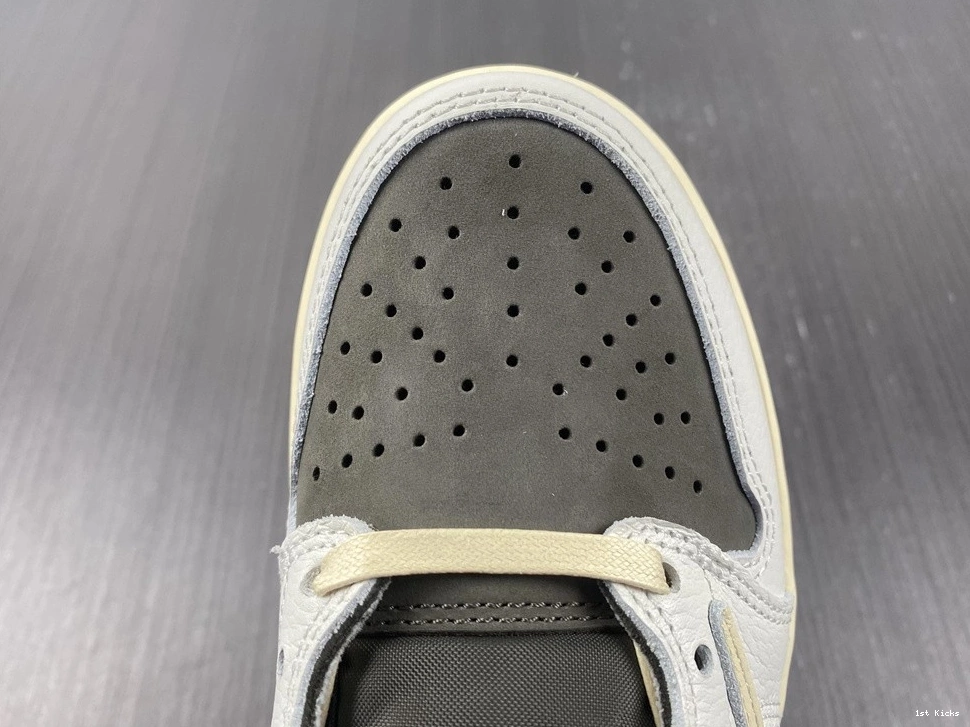 DM7866-162 Air Mocha' Travis OG  Scott Low X 'Reverse Jordan 1 1228